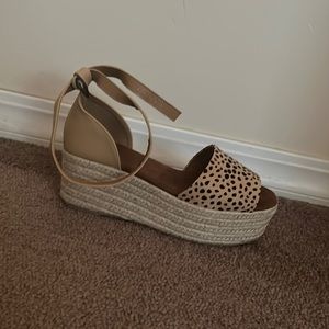 New cheetah wedge